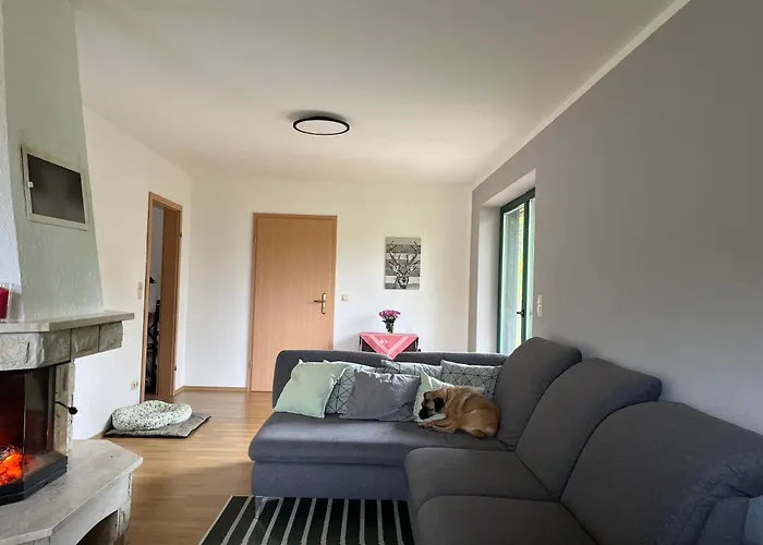 Am Waldesrand Viereck