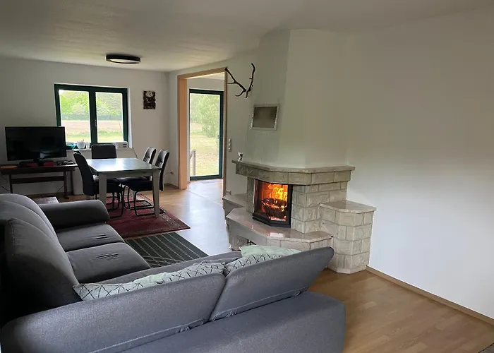 Am Waldesrand * Viereck